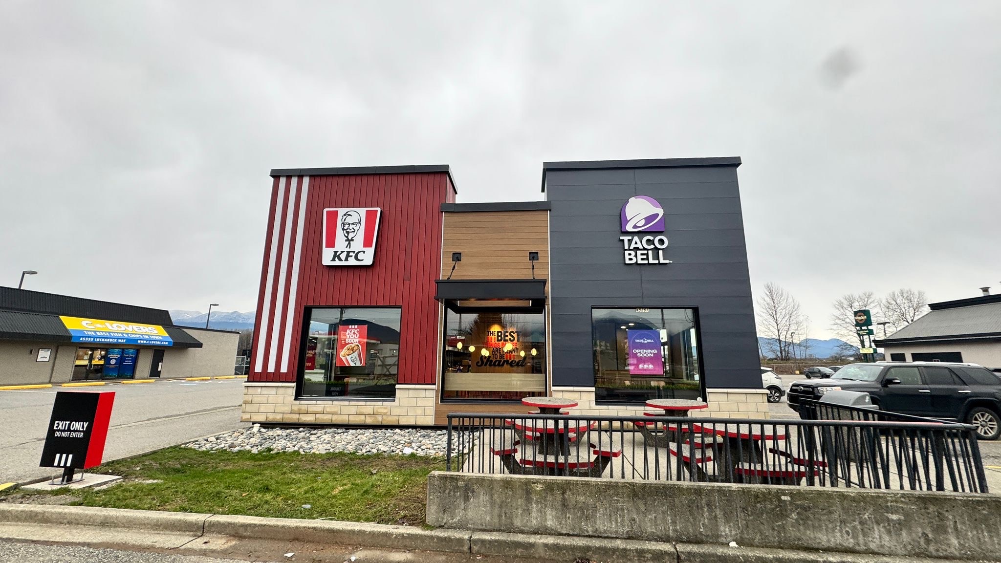 KFC and Taco Bell exterior cladding upgrade